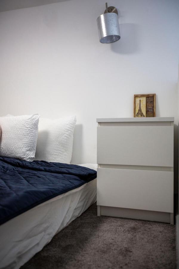 Deluxe Akacfa In The Heart Of Apartment *